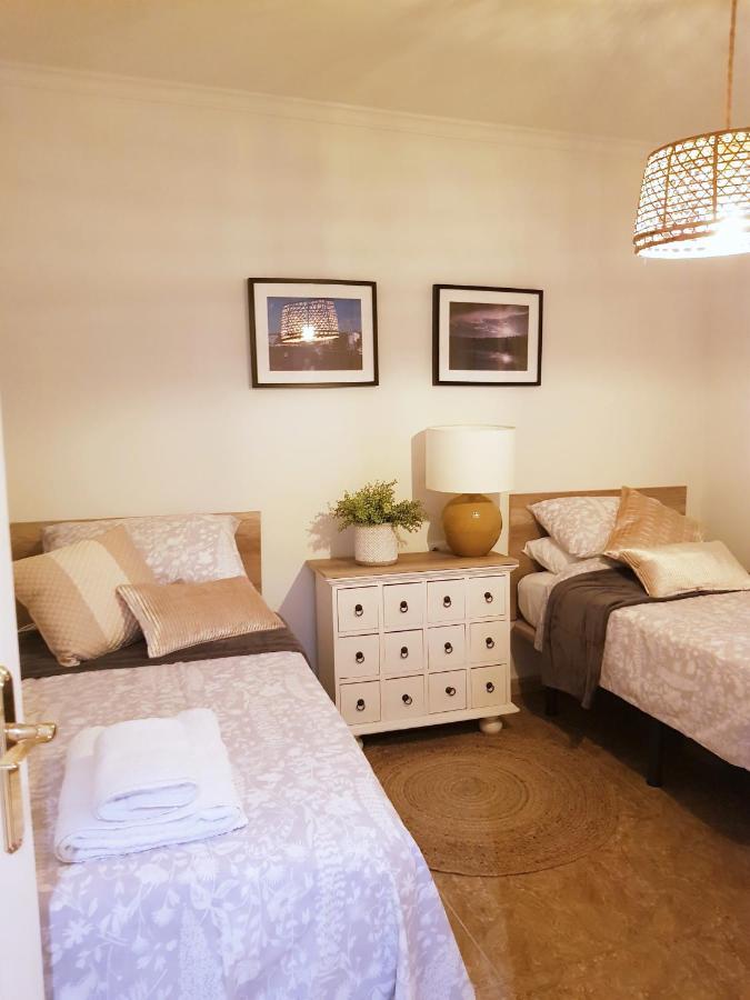 Lovely 2 Bedroom Apartment Close To Denia Castle. Bagian luar foto